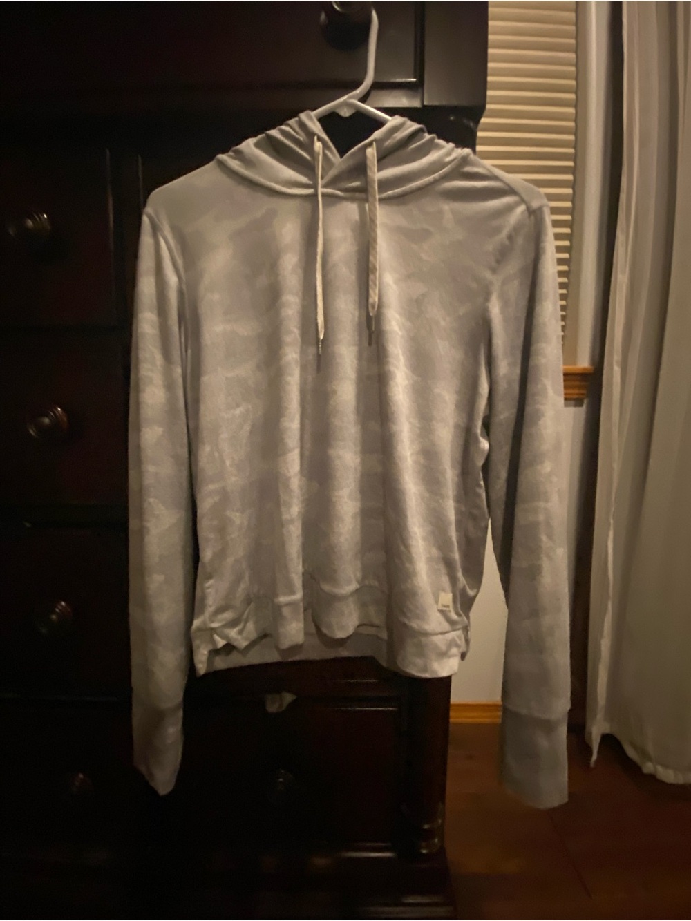 Vuori Light Gray Camo Cropped Hoodie